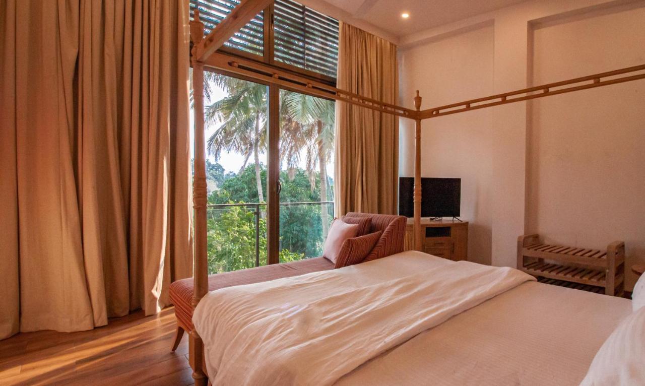 The Cloverleaf Super Luxury Villa Goa With Private Pool, North Goa Candolim Exteriör bild